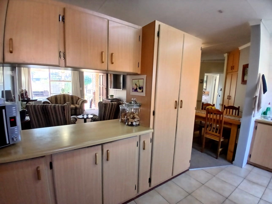 3 Bedroom Property for Sale in Uitsig Free State